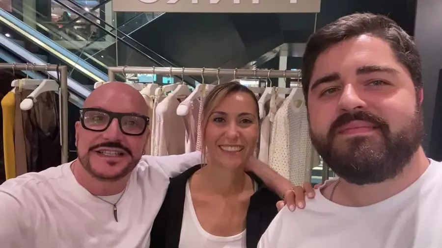 Auguri al Presidente da un team PINKO